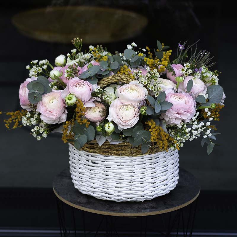 Flower basket "Fantasy"