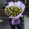 Доставка квітів Львів, Букет із 101 тюльпанів "Весняна долина"