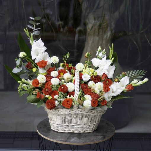 Доставка квітів Львів, Квітковий кошик "Оригамі"