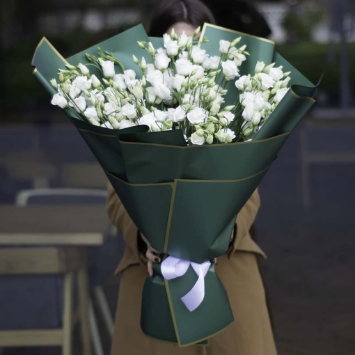 Доставка квітів Львів, Букет із 19-ти еустом "Гірський туман"