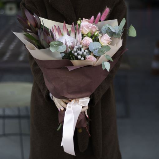 Доставка квітів Львів, Букет "Екзотична пава"