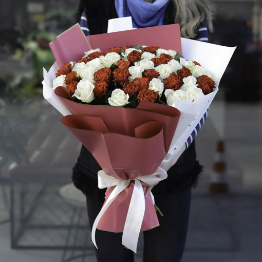 Bouquet of 51 Contemporary roses