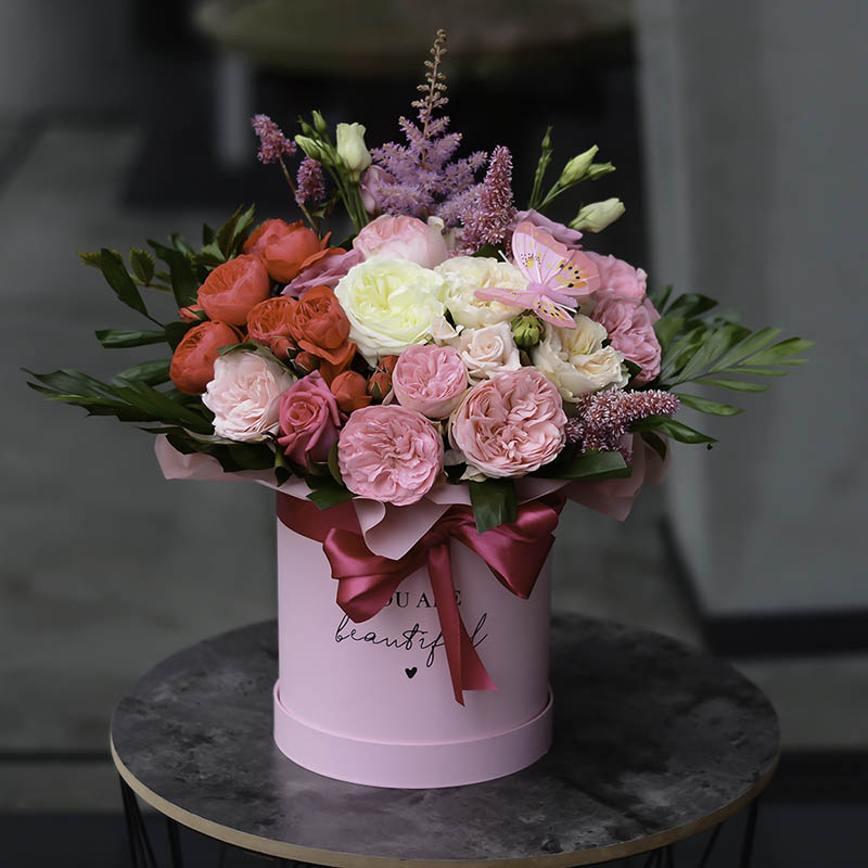 Floral cylinder "Paradise miracle"