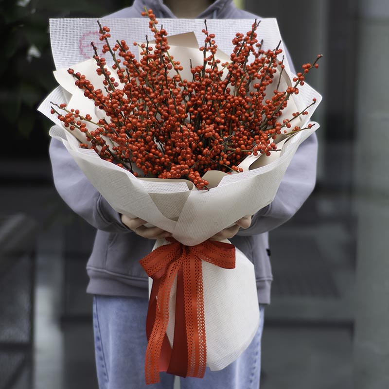 Букет з Ілексом.